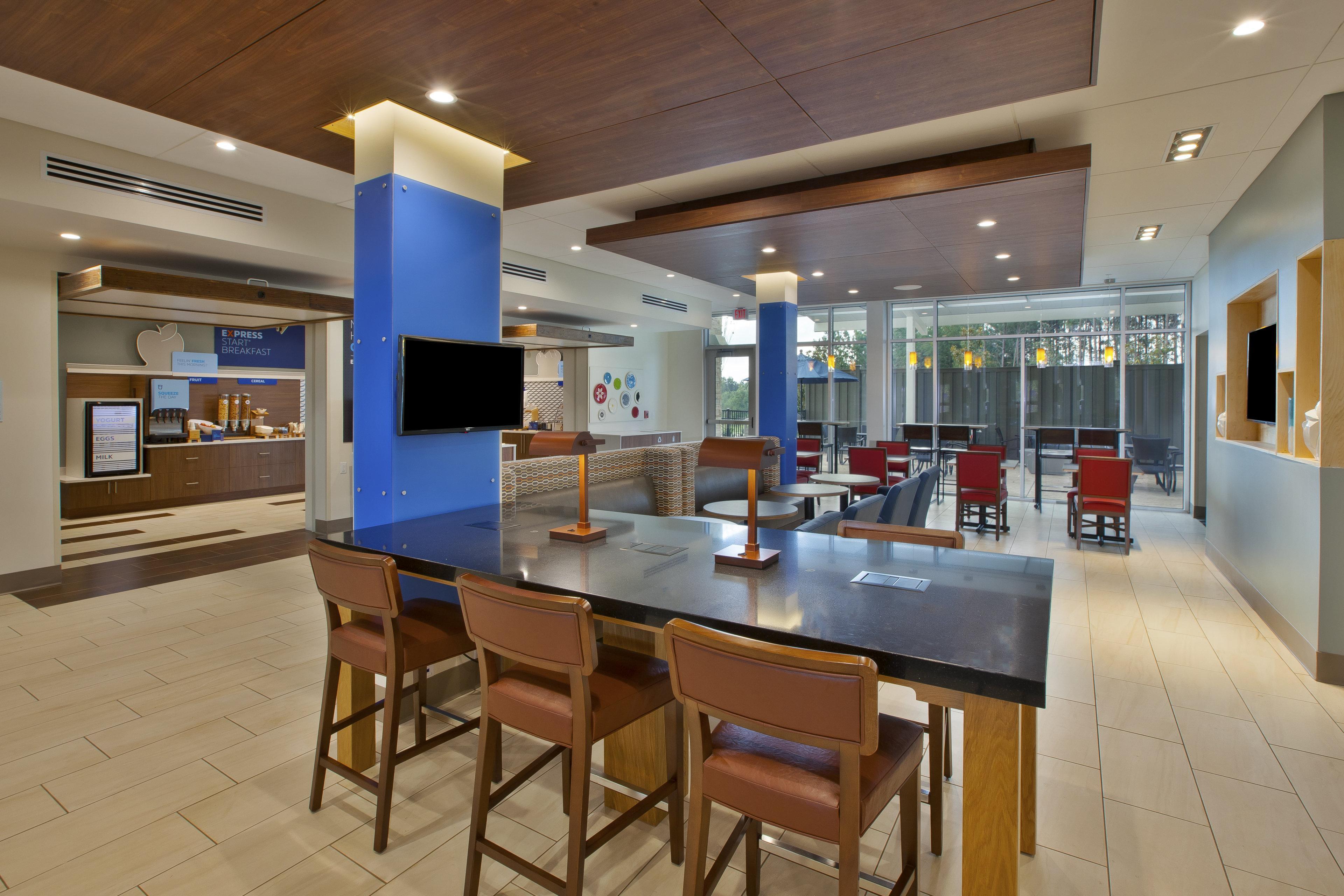 Holiday Inn Express And Suites South Hill By Ihg Dış mekan fotoğraf